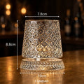 Vasos de whisky giratorios.